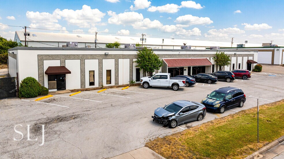 More Photos Of 3007 Pleasant Valley Ln, Arlington Warehouse For Sale