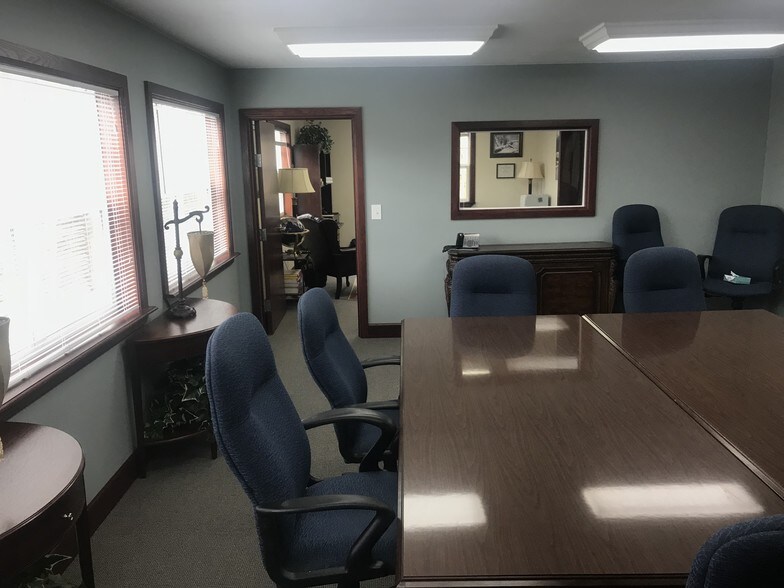 More Photos Of 208 W Main St, Elbridge Storefront Retail Office For Lease