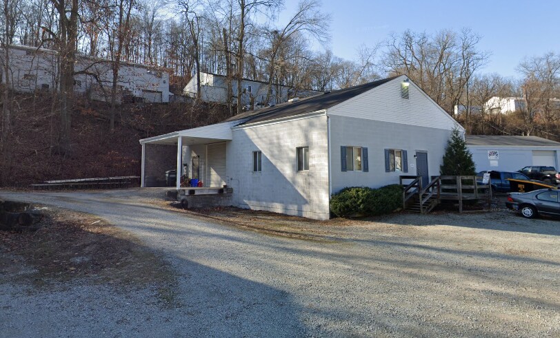 Primary Photo Of 1410 Frey Rd, Pittsburgh Warehouse For Sale