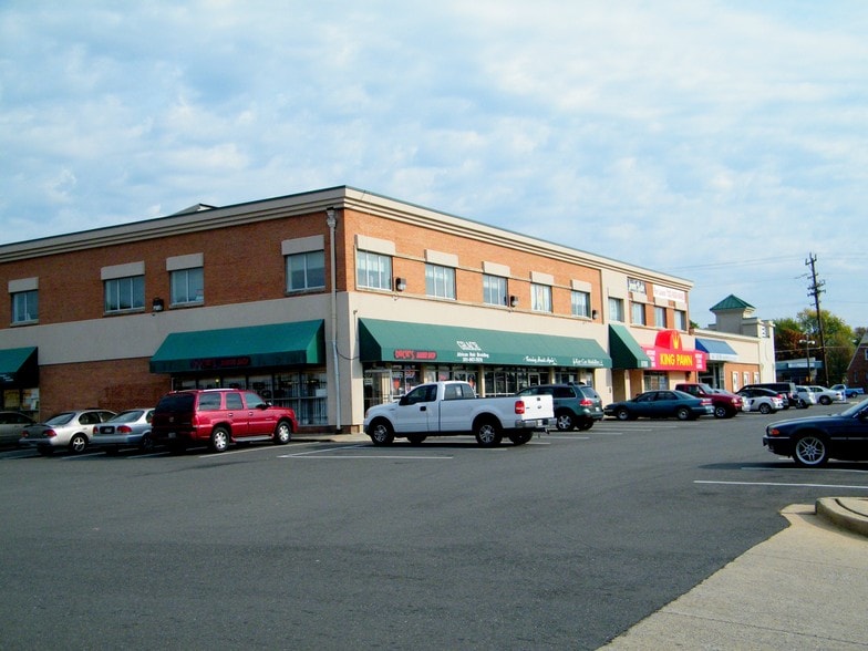 More Photos Of 6013 Marlboro Pike, District Heights Unknown For Lease