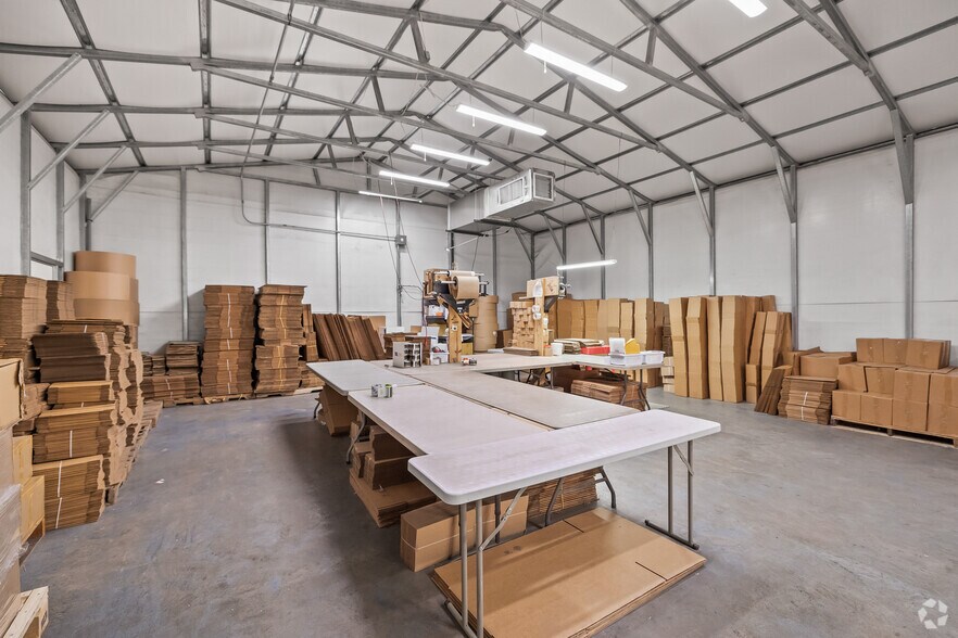 More Photos Of 6212 FM 933, Blum Warehouse For Sale