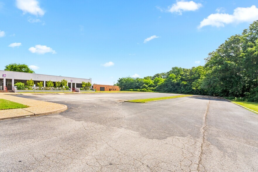 More Photos Of 1718 S Henderson Blvd, Kilgore Medical For Lease