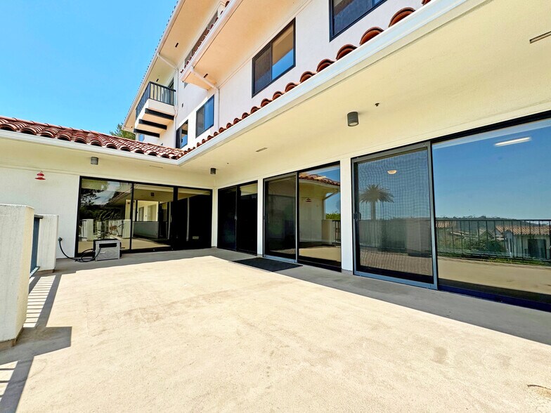 More Photos Of 1621 Grand Ave, Santa Barbara Assisted Living For Sale