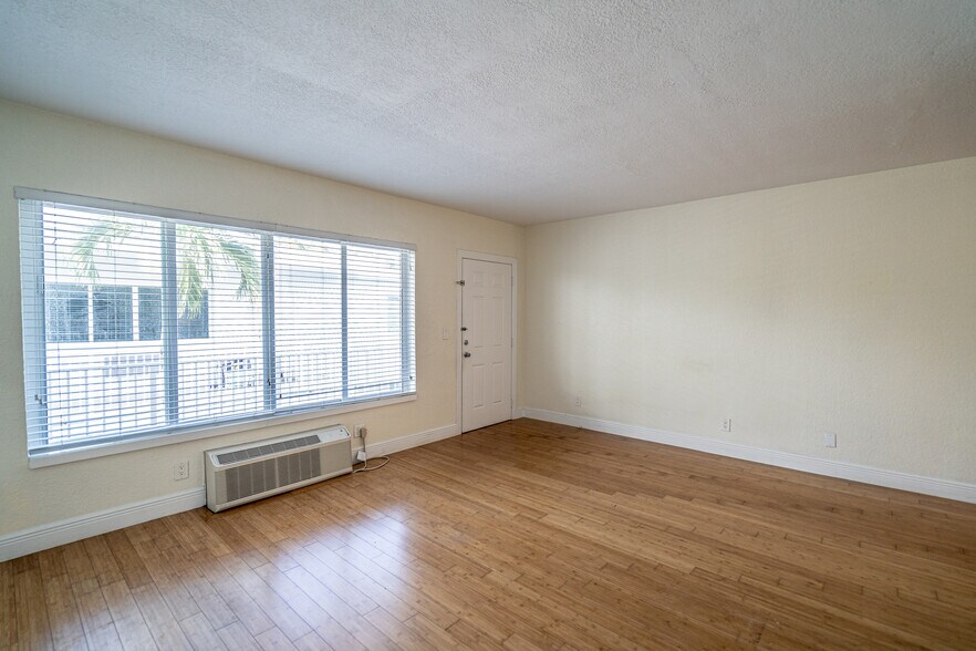 More Photos Of 7315-7325 Carlyle Ave, Miami Beach Apartments For Sale