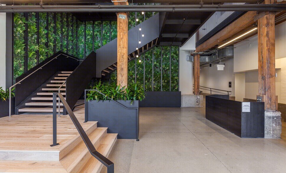 More Photos Of 1400 N Kingsbury St, Chicago Office For Lease