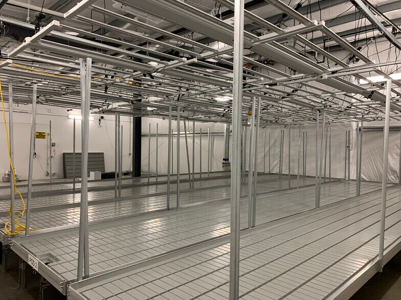 More Photos Of 6101 Washington St, Denver Warehouse For Sale