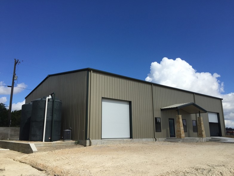 Primary Photo Of 252 Frog Pond Ln, Dripping Springs Warehouse For Lease