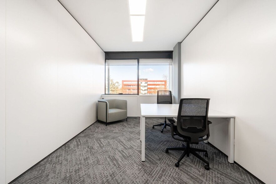 More Photos Of 6100-6120 S Yale Ave, Tulsa Unknown For Lease