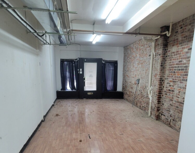 More Photos Of 4688 S Grand Blvd, Saint Louis Apartments For Lease
