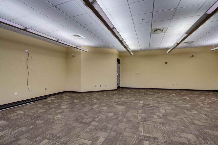 More Photos Of 9240 Explorer Dr, Colorado Springs Office For Lease