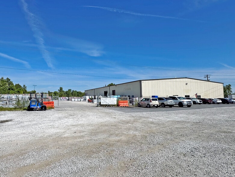 More Photos Of 3672 Highway 111, Granite City Warehouse For Sale