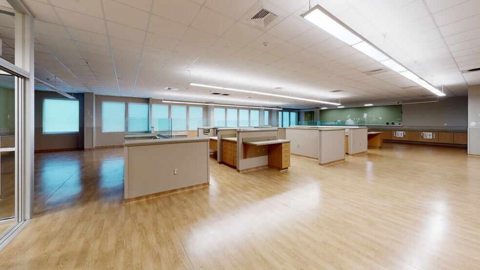 More Photos Of 7236 Medical Center Dr, Texas City Medical For Lease