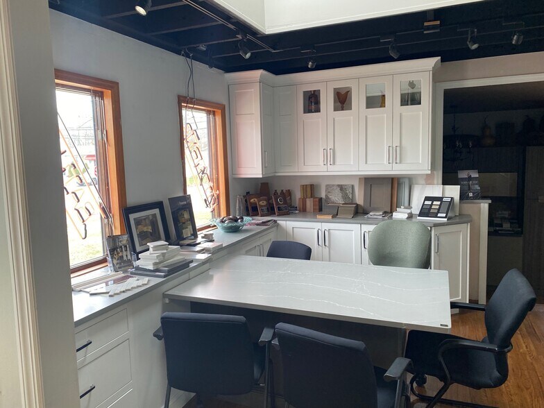 More Photos Of 410 Broadway, Port Jefferson Station Office For Sale
