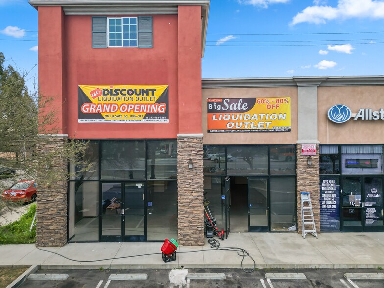 More Photos Of 6201 Whittier Blvd, Los Angeles General Retail For Sale