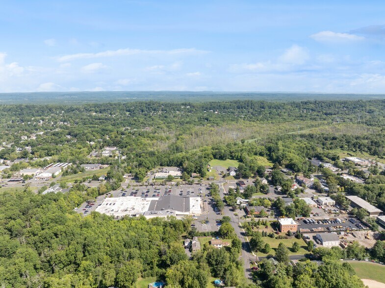 More Photos Of 1158 Valley Rd, Stirling Veterinarian Kennel For Sale