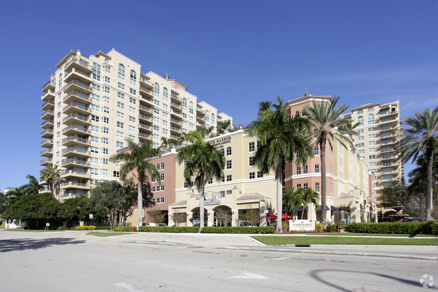 More Photos Of 1000-1030 Seminole Dr, Fort Lauderdale Apartments For Lease