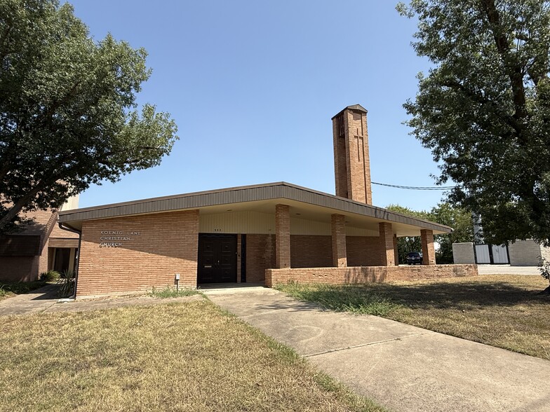 More Photos Of 908 Old Koenig Ln, Austin Religious Facility For Lease