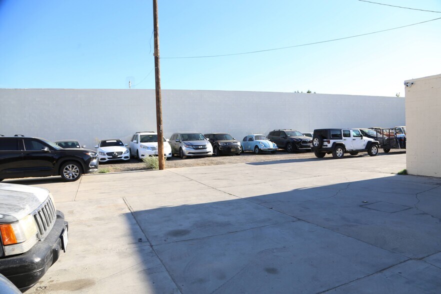 More Photos Of , Lancaster General Retail For Sale