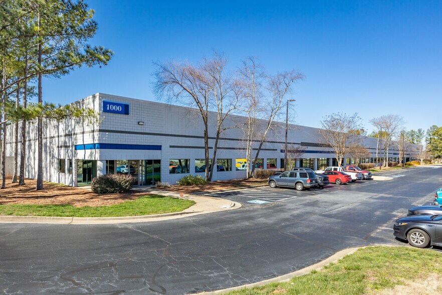 More Photos Of 400 Tradeport Blvd, Atlanta Unknown For Lease