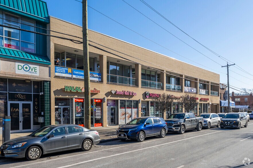 More Photos Of 69-21 164th St, Fresh Meadows Office For Lease
