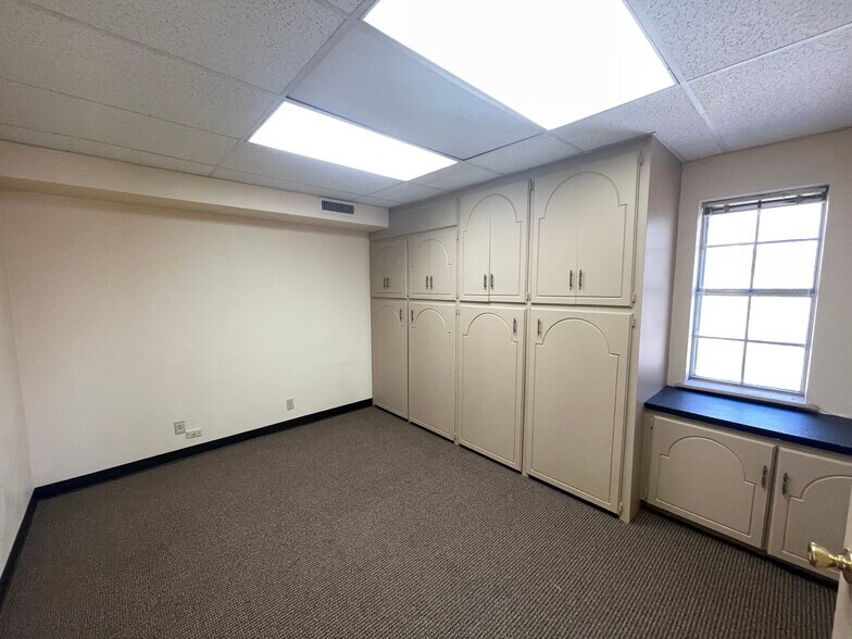 More Photos Of 3801 NW 63rd St, Oklahoma City Office For Lease