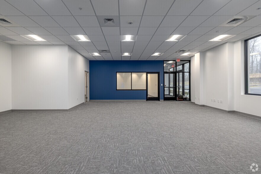 More Photos Of 1305 Furnace Rd, Linthicum Heights Distribution For Lease