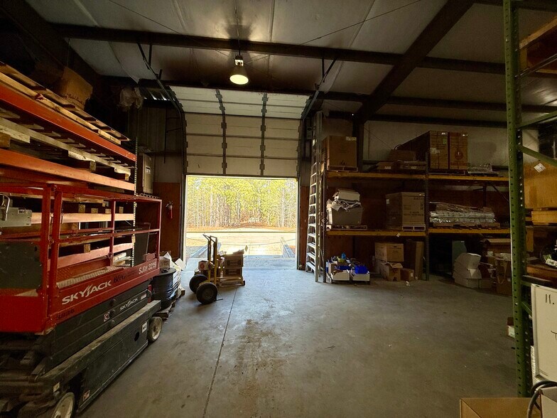 More Photos Of 7718 NC 22 Hwy, Carthage Warehouse For Lease