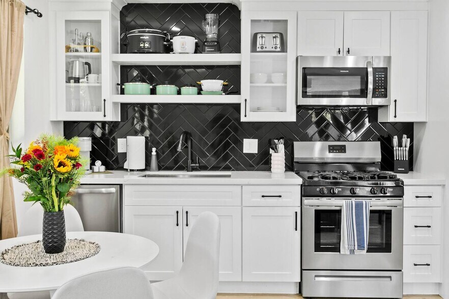 More Photos Of 3139 N 40th St, Phoenix Apartments For Sale