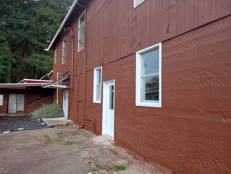 More Photos Of 80304 Old Lorane Hwy, Eugene Lodge Meeting Hall For Sale