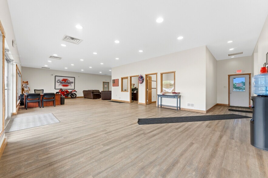 More Photos Of 600 Pittsburgh Rd, Uniontown Auto Dealership For Sale
