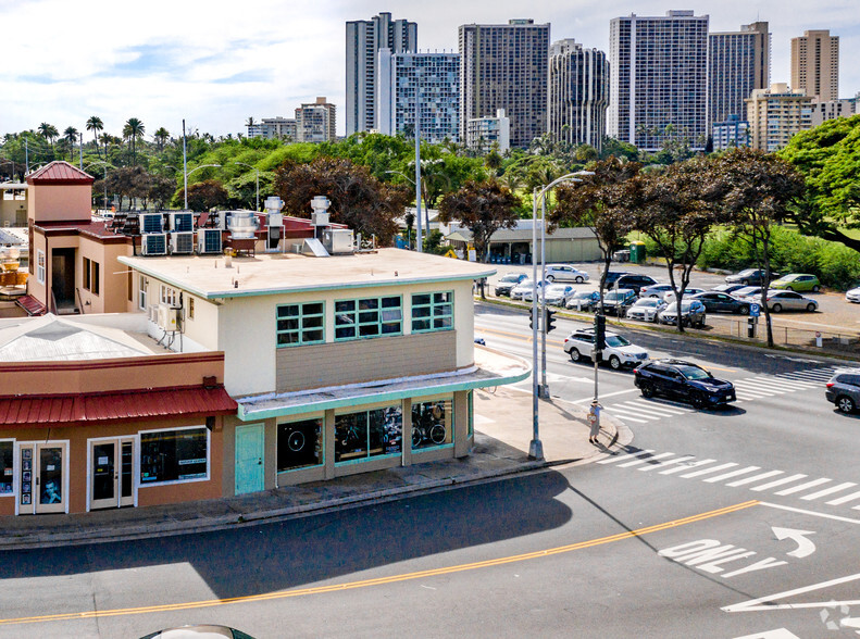 Primary Photo Of 569 Kapahulu Ave, Honolulu Restaurant For Lease