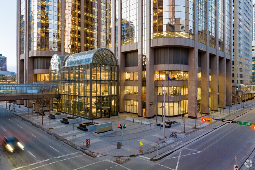 More Photos Of 700 9th Ave SW, Calgary Office For Lease