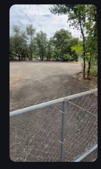 More Photos Of 350 Park Marina Ave, Redding Land For Lease
