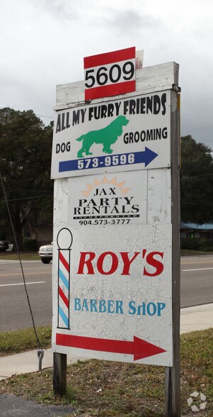 More Photos Of 5609-5611 Timuquana Rd, Jacksonville Unknown For Lease