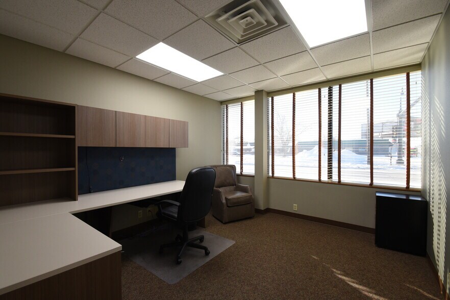 More Photos Of 1220 Main Ave, Fargo Medical For Sale