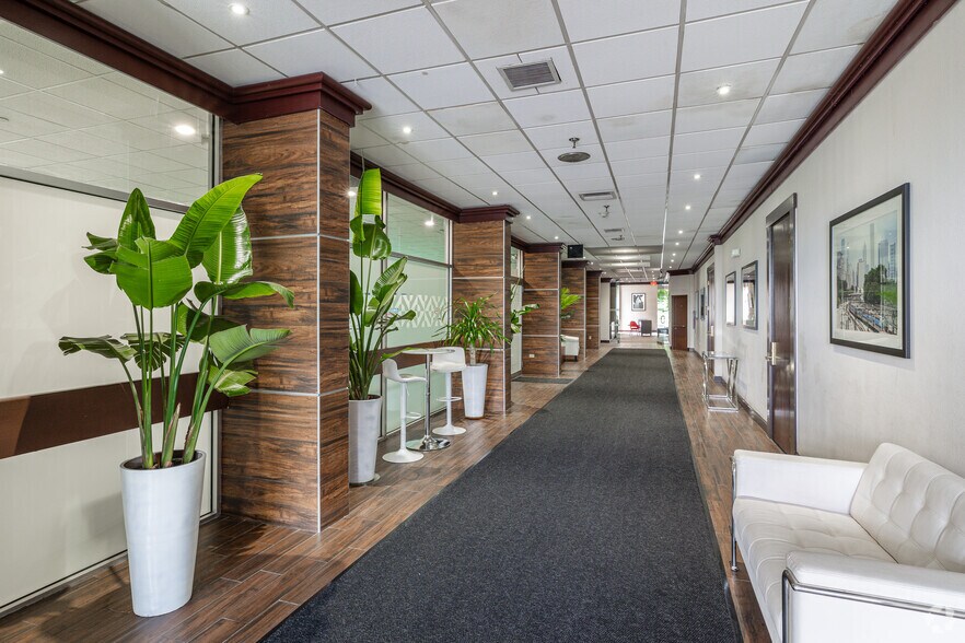 More Photos Of 10249 W Irving Park Rd, Schiller Park Hotel For Sale