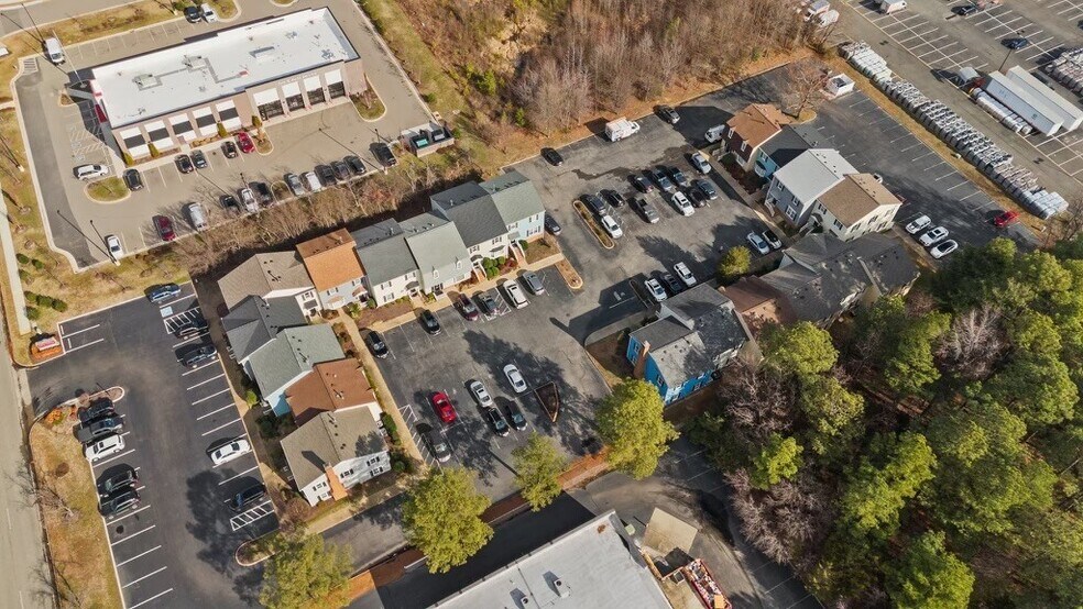 More Photos Of 1211-1221 Mall Dr, Richmond Office For Lease