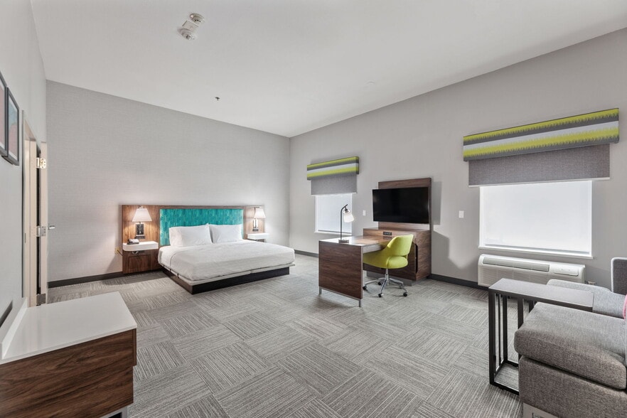 More Photos Of 3415 Ansley Blvd, Denison Hotel For Sale