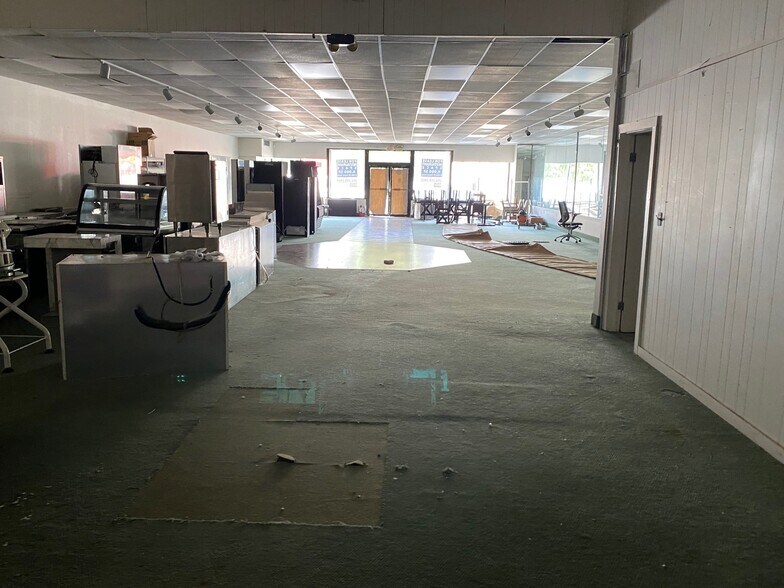 More Photos Of 11305 Georgia Ave, Silver Spring General Retail For Sale