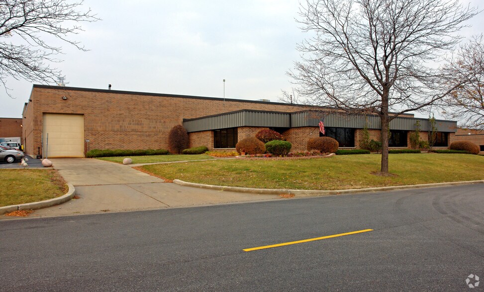 More Photos Of 1958 Brandon Ct, Glendale Heights Warehouse For Lease
