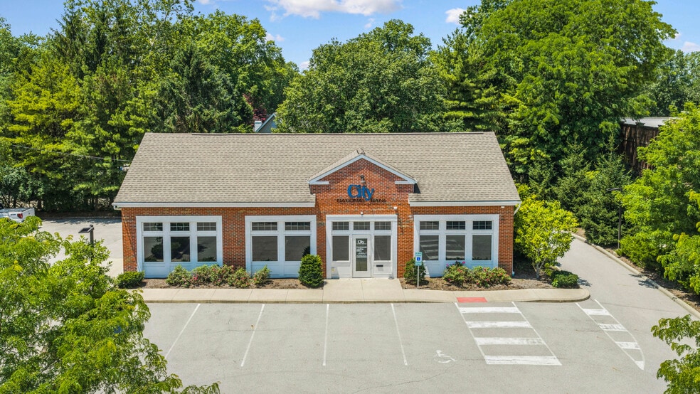 Primary Photo Of 923 N High St, Worthington Bank For Sale