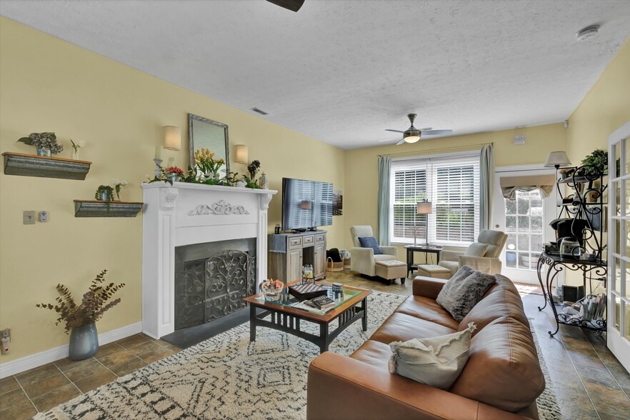 More Photos Of 110 Holy Cross Rd, Loretto Hospitality For Sale