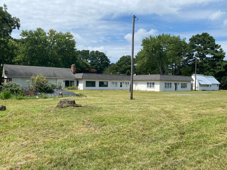 More Photos Of 34446 Lankford Hwy, Painter Storefront Retail Residential For Sale