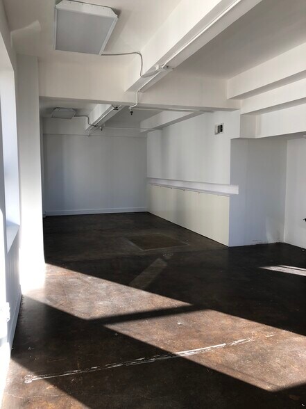 More Photos Of 168 SE 1st St, Miami Loft Creative Space For Lease