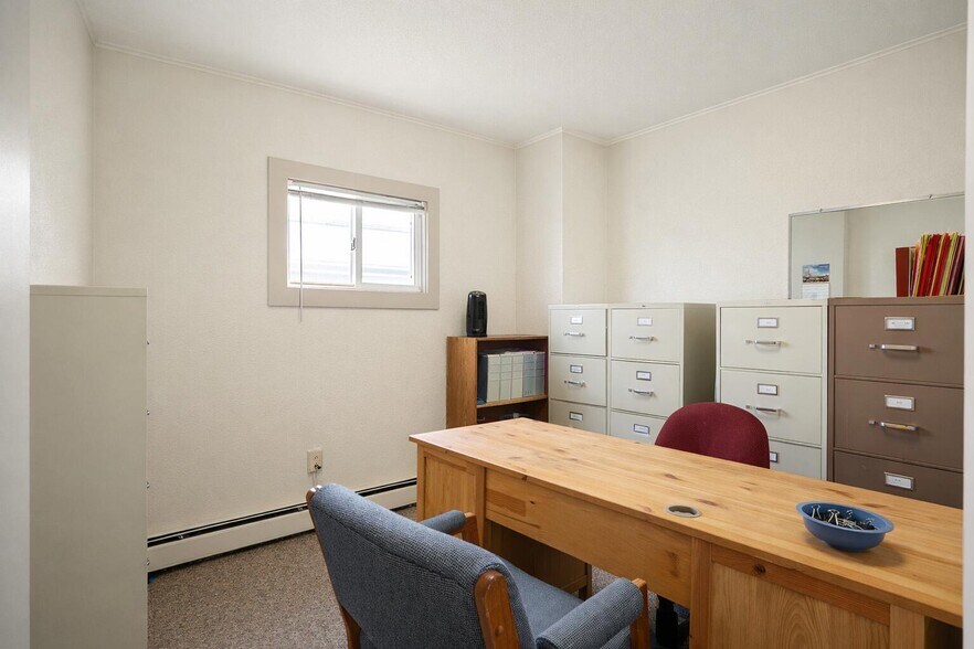 More Photos Of 125 E 5th St, Walsenburg Office For Sale