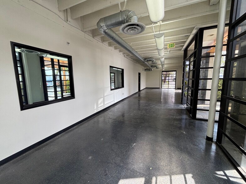 More Photos Of 15402-15432 Electronic Ln, Huntington Beach Flex For Sale