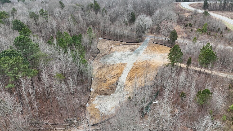 More Photos Of 285 Peach Orchard Ln, Salisbury Land For Lease