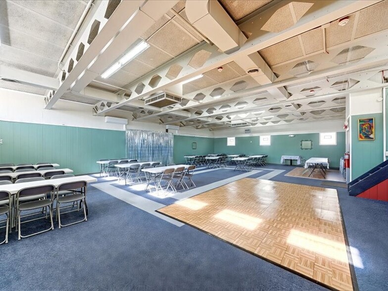 More Photos Of 228 N Washington St, Sleepy Hollow Village Lodge Meeting Hall For Sale