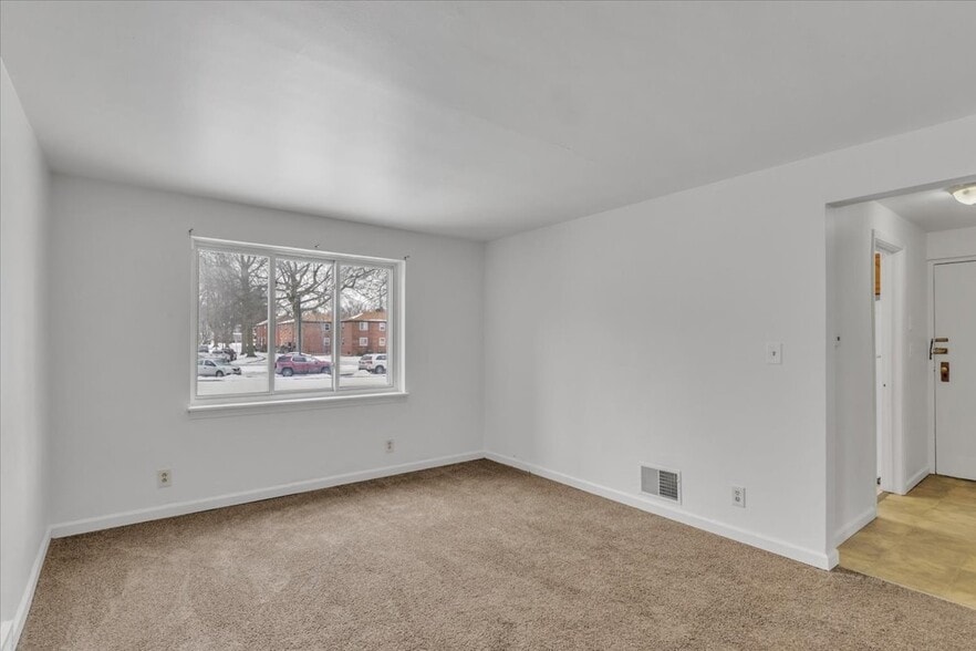 More Photos Of 70 McKinley Pkwy, Buffalo Multifamily For Sale