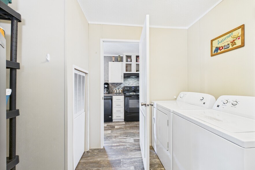 More Photos Of 141 County Road 851, Elizabeth Hotel For Sale